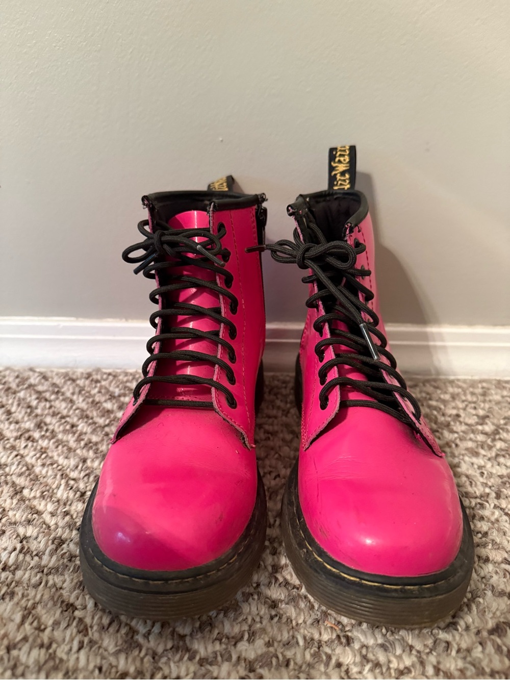 Dr. Martens Delaney Hot Pink Patent Leather Lace Up Zip Boots Kids Size 3